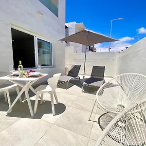 https://princesa-ico-50-metros-del-mar.in-canary-islands.com