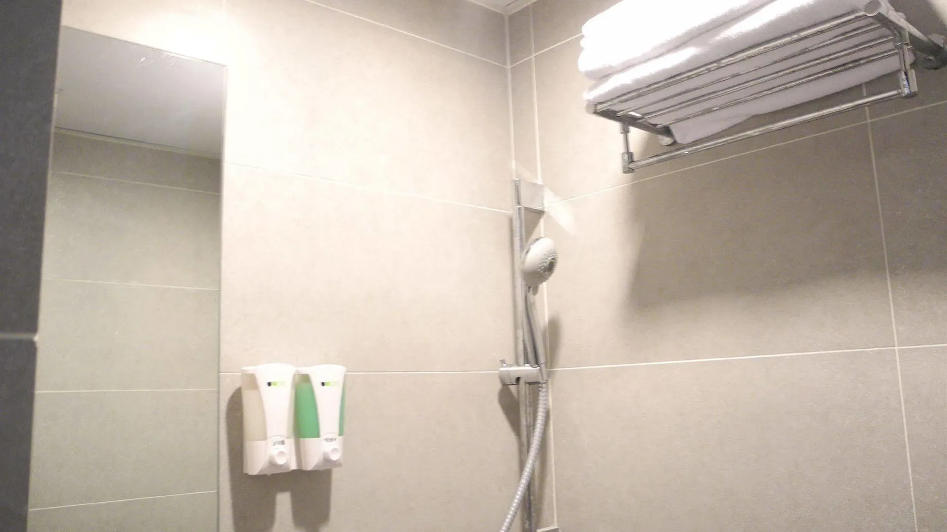 Kowloon Mongkok 1812 Guest House Hong Kong